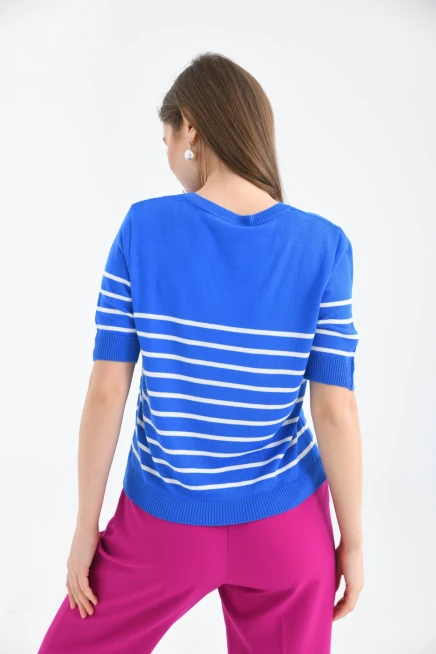 Kadın V Yaka Çizgili Kısa Kol Triko Kazak