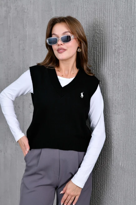Kadın V Yaka Nakışlı Oversize Basic Triko Sweater