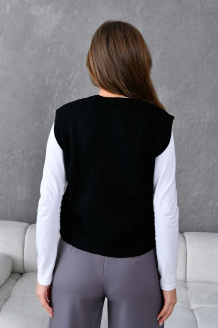 Kadın V Yaka Nakışlı Oversize Basic Triko Sweater