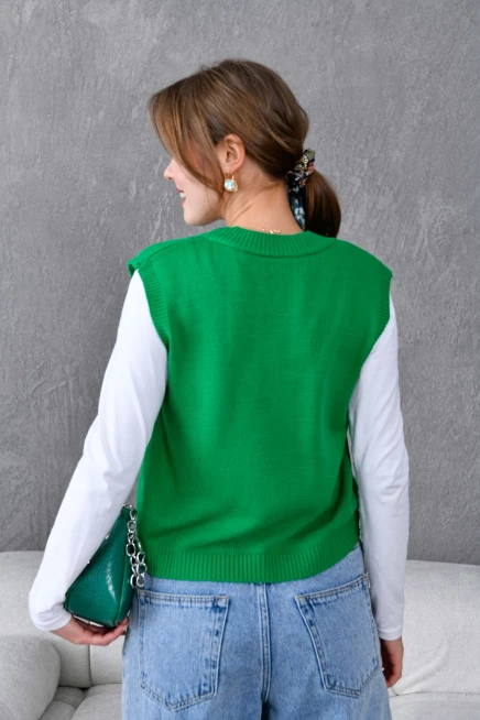 Kadın V Yaka Nakışlı Oversize Basic Triko Sweater