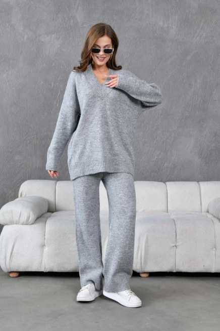 Kadın V Yaka Örgü Detay Oversize Kazak Pantolon İkili Triko Takım