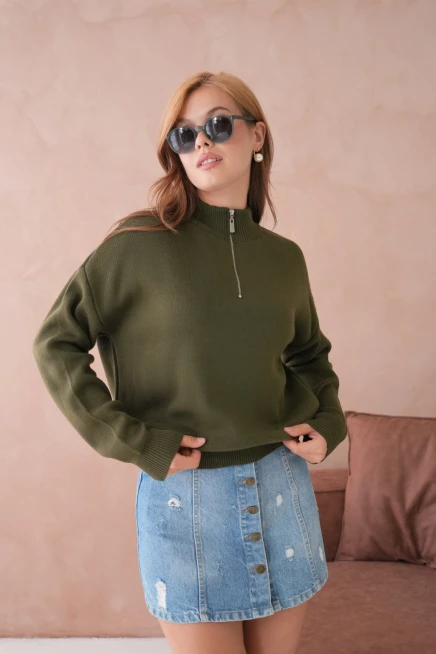 Kadın Yarım Balıkçı Yaka Fermuar Detay Oversize Triko Kazak