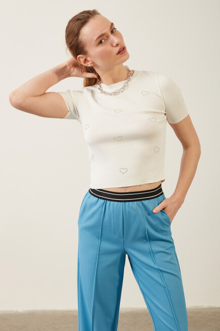 Taş İşlemeli Bisiklet Yaka Kalpli Body