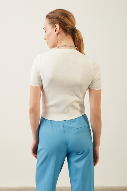 Taş İşlemeli Bisiklet Yaka Kalpli Body