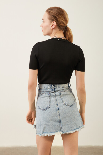 Kalpli Taş İşlemeli Siyah Body