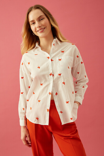 Nakış Detaylı Uzun Kol Gömlek