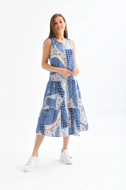 Mavi Renk Desenli Kolsuz Elbise