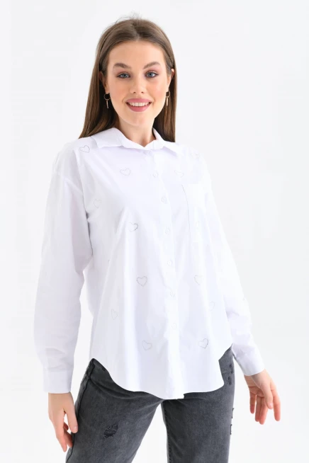 Kalp Detaylı Ekru Gömlek
