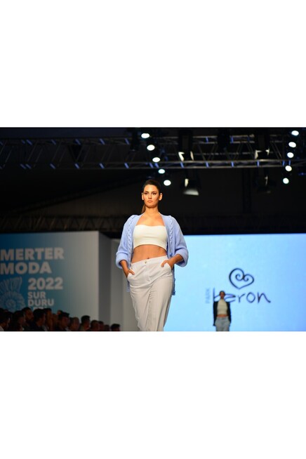 Kadın Bebe Mavi Saç Örgü Detaylı Uzun Triko Hırka