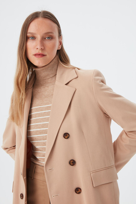 Kadın Camel Aksesuar Detaylı Balıkçı Yaka Çizgili Triko Kazak