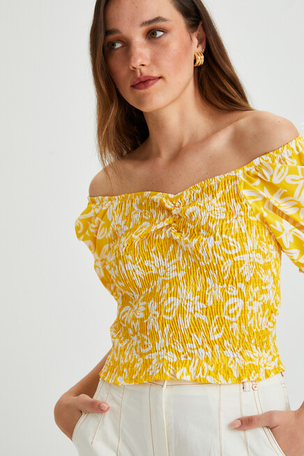 Womens Floral Patterned Gipe Detail Balloon Sleeve Blouse