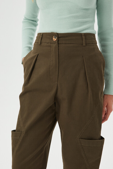 Womens Khaki Pleated Side Bag Pocket Detailed Gabardine Trousers