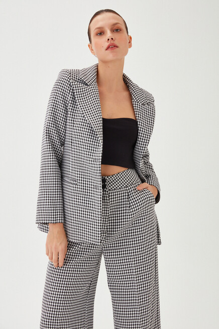 Womens Crowbar Pattern Wide Leg Button Detailed Blazer Suit