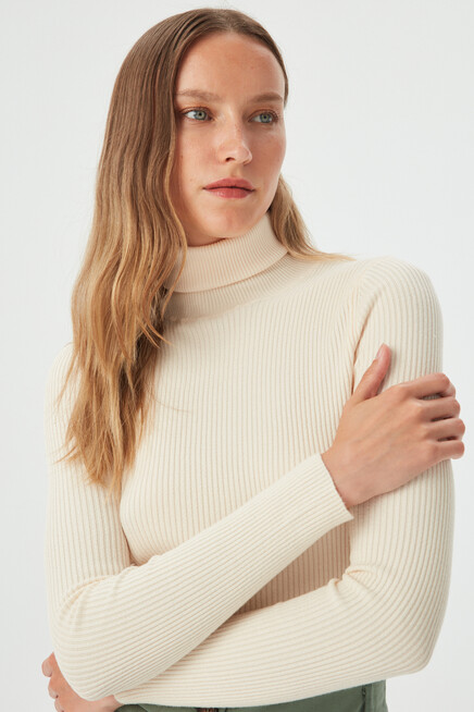 Kadın Kemik Balıkçı Yaka Triko Kazak