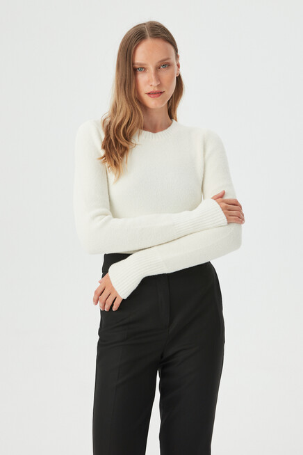 Womens Bone Soft Textured Crew Neck Knitwear Sweater