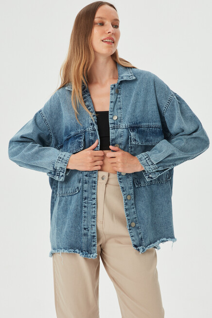 Kadın Mavi Garni Dikiş Detaylı OVersize Denim Ceket