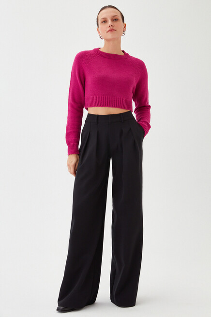 Womens Purple Crew Neck Soft Textured Crop Knitwear Sweater