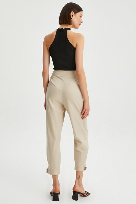 Womens Detailed Pleated Gabardine Trousers