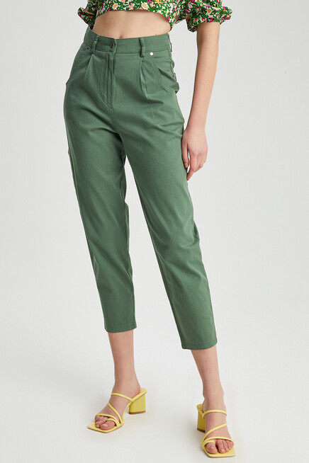 Womens Pleated Detail Carrot Trousers