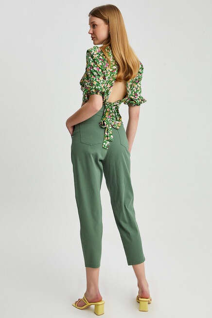 Womens Pleated Detail Carrot Trousers