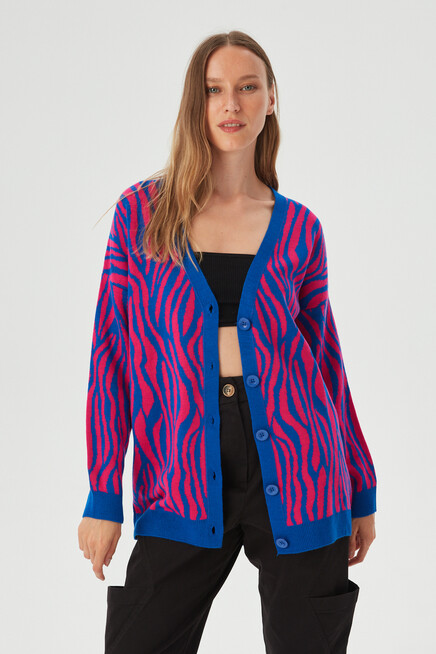 Kadın Saks Desenli Düğme Detaylı Uzun Salaş Hırka