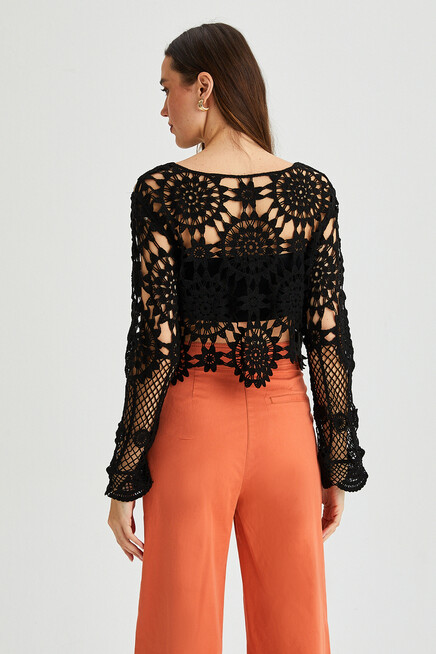 Womens Black Wide Collar Short Crochet Blouse