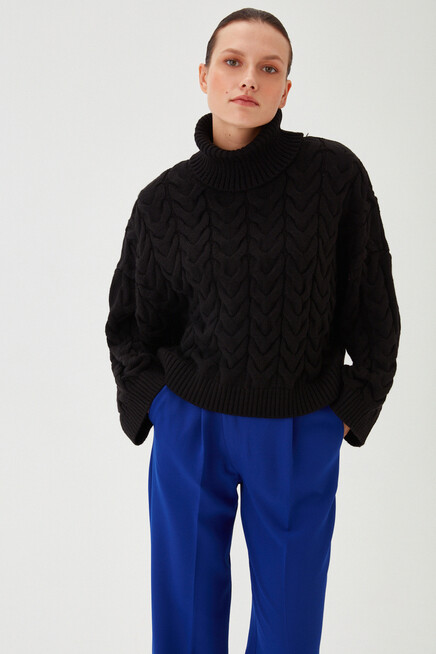 Kadın Siyah Şal Yaka Örgü Desen Yarasa Kol Detaylı Salaş Kalın Triko Kazak