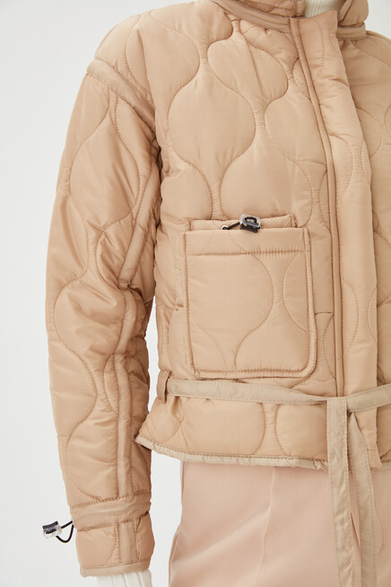 Womens Stone Pocket Detailed Short Quilted Zipper Closure Inflatable Short Coat