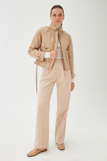 Womens Stone Pocket Detailed Short Quilted Zipper Closure Inflatable Short Coat