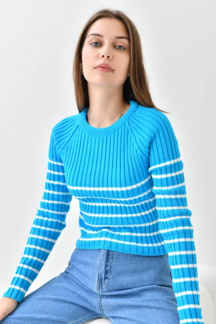 Bisiklet Yaka Çizgili Uzun Kollu Triko Kazak