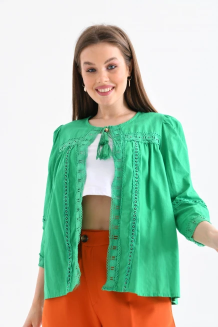 Yeşil Renk Önden Bağlama Detaylı Bluz