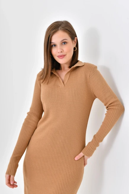 Polo Yaka Uzun Triko Elbise