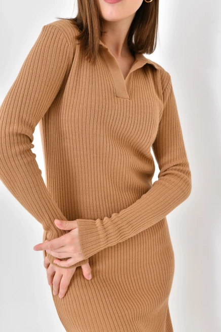 Polo Yaka Uzun Triko Elbise