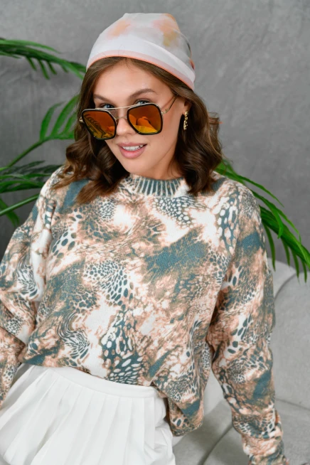 Kadın Dik Yaka Salaş Desenli Triko Kazak