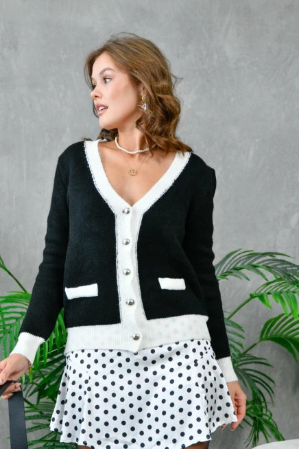 Kadın Düğme Detay Salaş Triko Hırka