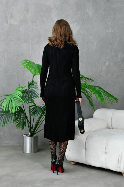 Kadın Düğme Detay Uzun Triko Elbise