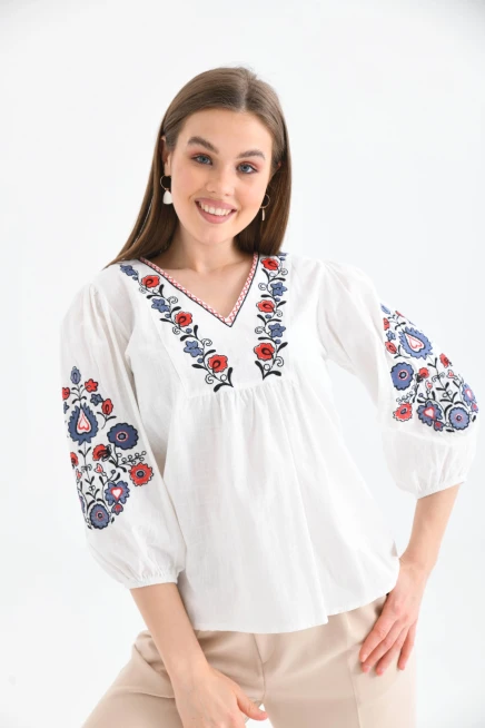 V Yaka Nakış Detay Salaş Bluz