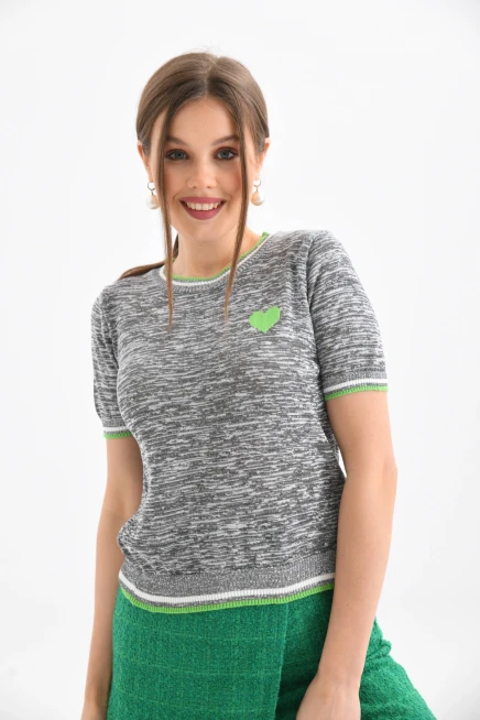 Gri-Turkuaz Kalp Desenli Kısa Kol Mevsimlik Kazak