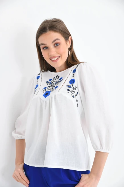 Kadın Kemik Bisiklet Yaka Balon Kol Nakışlı Aerobin Dokuma Bluz