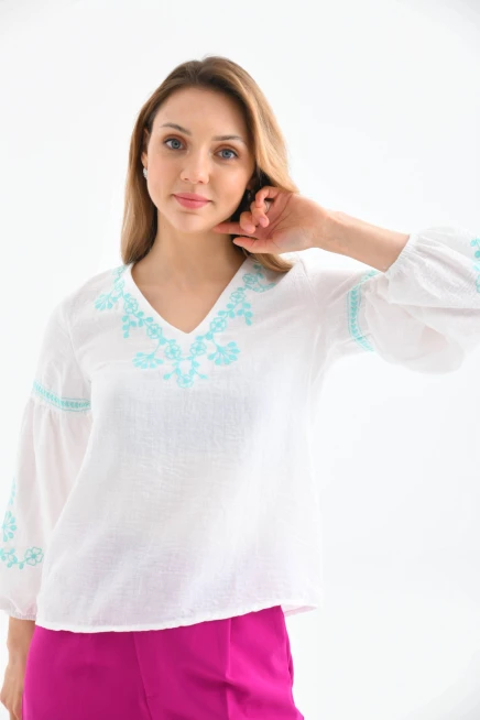 V Yaka Nakış Detay Salaş Bluz