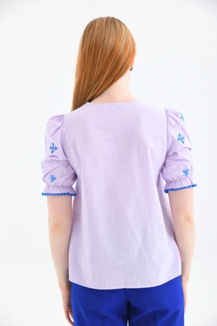 Lila Bisiklet Yaka Bağlamalı Nakış İşlemeli Keten Gömlek