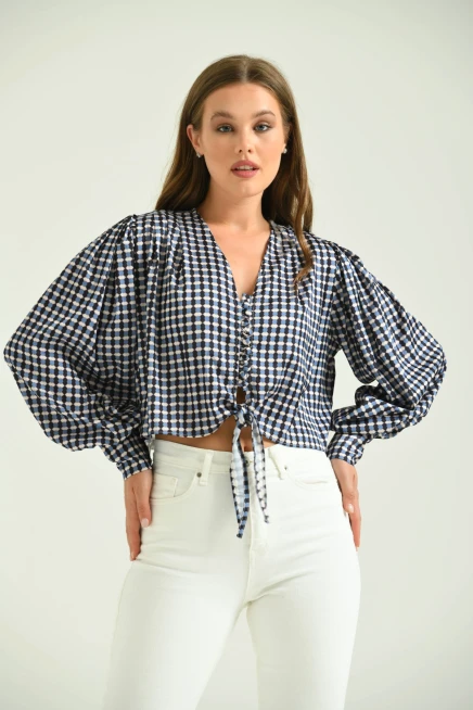 Kadın Saks Balon Kol Yaka Detay Bağcıklı Bluz