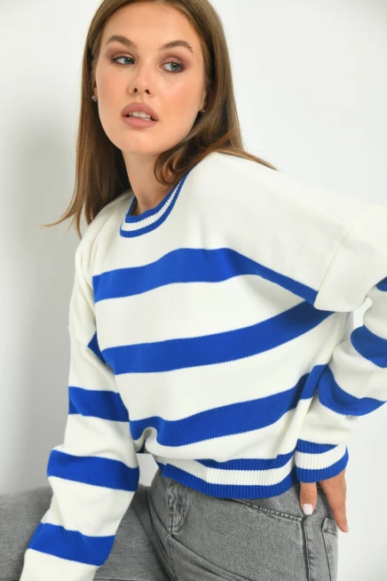 Çizgili Crop Bisiklet Yaka Triko Kazak