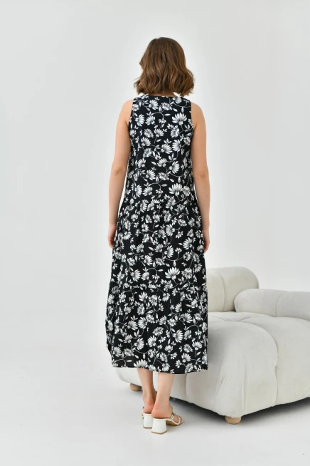 Kadın Siyah Çiçek Desenli Volan  Detaylı Kolsuz Dokuma Elbise