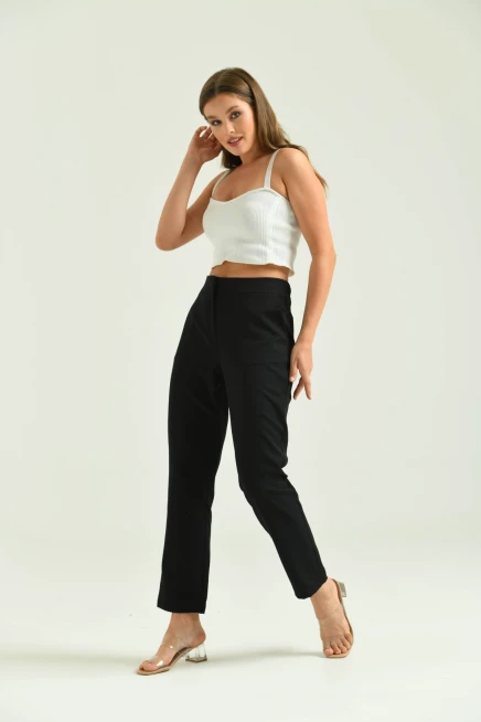 Kadın Siyah Düğme Datay Kumaş Pantolon