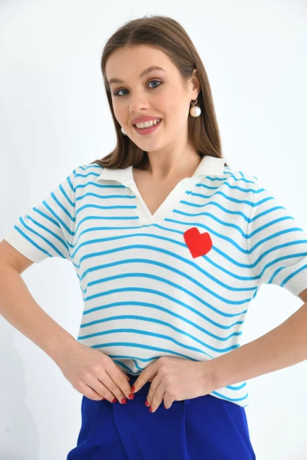 Kadın Çizgili Kalpli Mevsimlik Triko Kazak