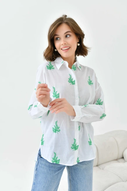 Kadın Yeşil Çiçek Nakış işlemeli İnce pamuk gömlek