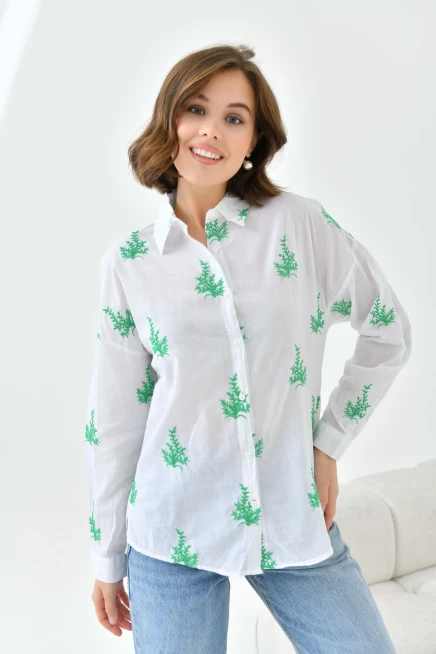 Kadın Yeşil Çiçek Nakış işlemeli İnce pamuk gömlek