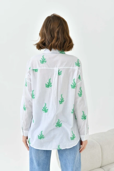 Kadın Yeşil Çiçek Nakış işlemeli İnce pamuk gömlek