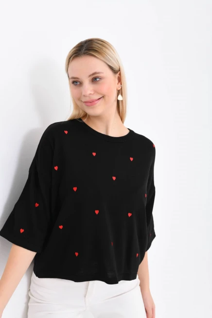 Kalp Nakışlı Düşük Kol Oversize Triko Kazak